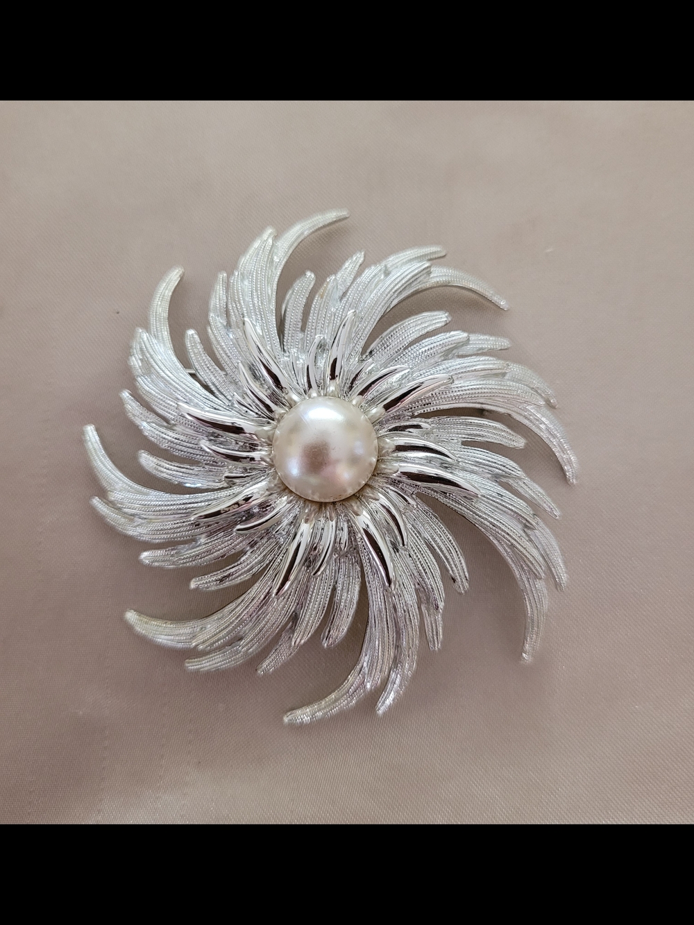 1960s Sarah Coventry Silver Pearl Sunburst Brooch - Elegant Silver Floral Pin